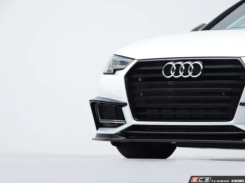 Audi A4 B9 Grill Gloss Black Honeycomb Badgeless Style – Carbon Accents